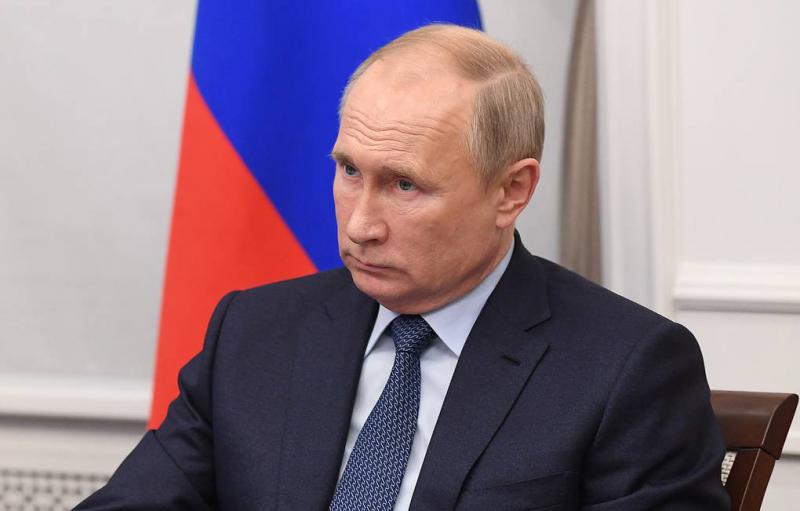 <span>پوتین با فروش نفت و غلات در روسیه با قیمت های جهانی مخالفت کرد</span>
