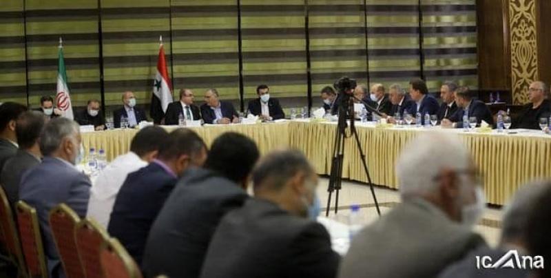 <span>نشست رئیس مجلس ایران با فعالان اقتصادی بخش خصوصی ایران و سوریه در دمشق</span>
