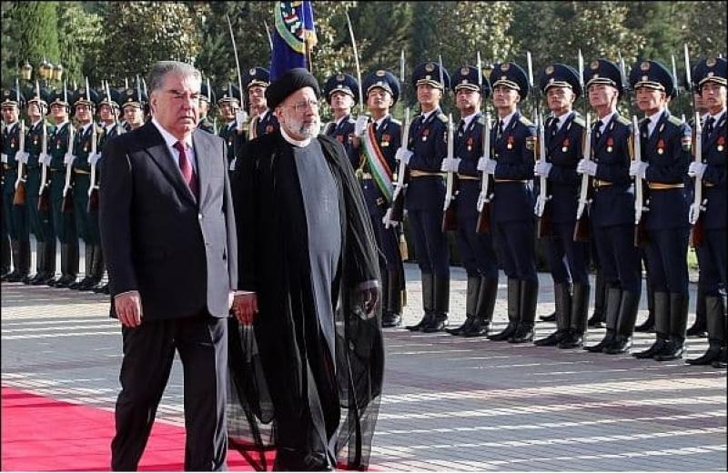 <span>استقبال رسمی امامعلی رحمان از آیت الله رئیسی</span>
