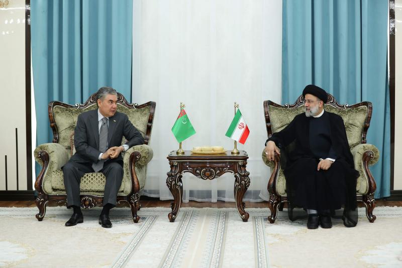 <span>Президенты Ирана и Туркменистана обсудили детали своповых поставок газа в Азербайджан</span>
