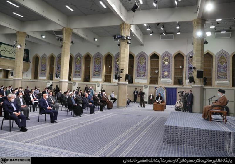 <span>Аятолла Хаменеи: мир стоит на пороге нового миропорядка и каждый должен занять свое место, чтобы гарантировать свою безопасность</span>
