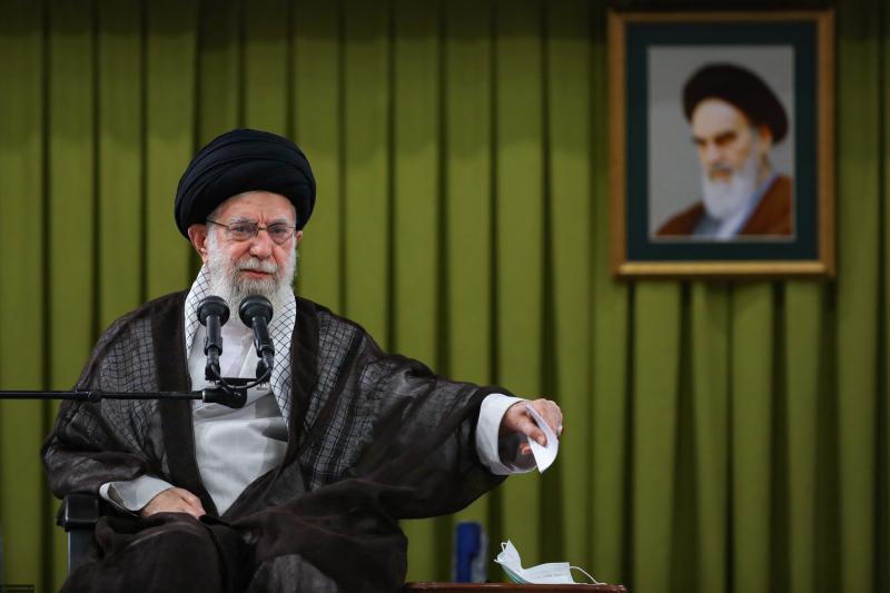 <span>Аятолла Хаменеи: враг рассчитывает не столько на свои возможности, сколько на наши ошибки</span>
