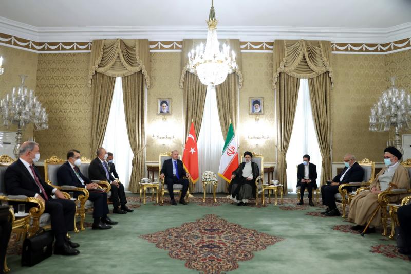 <span>В Тегеране состоялась церемония официального приема президента Турции</span>
