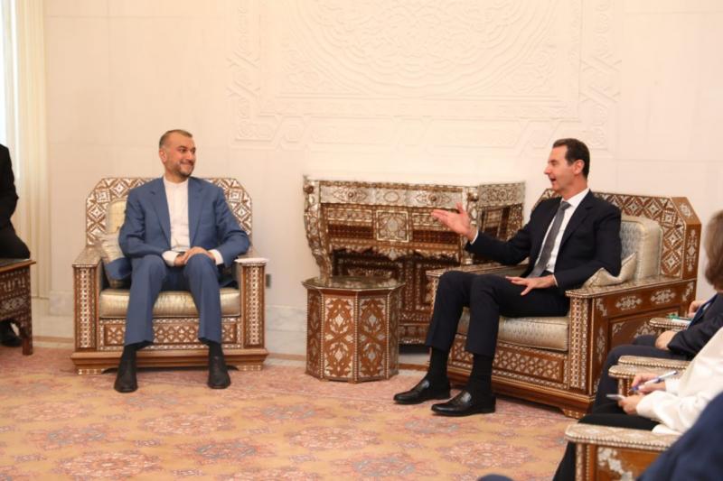 <span>Башар Асад: нас радует, что Исламская Республика представляет собой часть политического решения в регионе</span>
