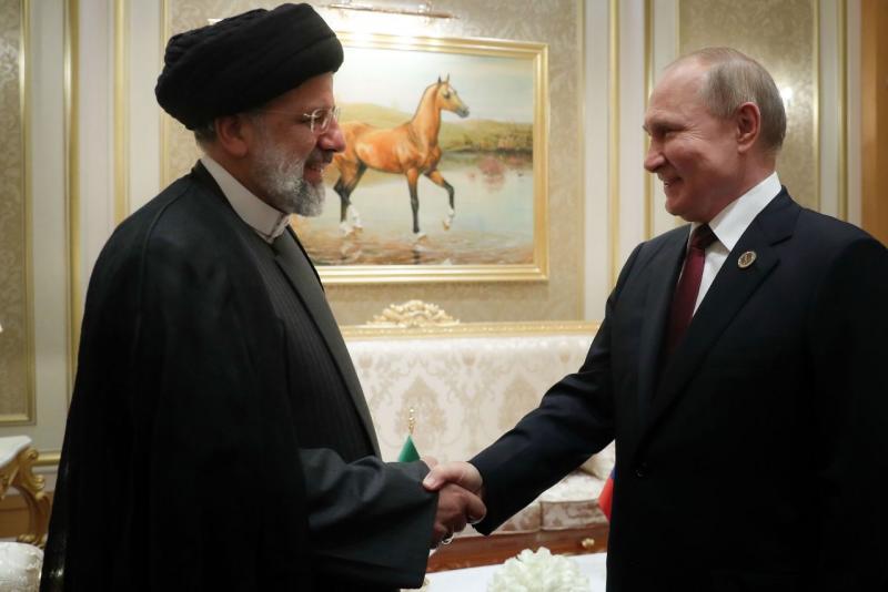 <span> پوتین پس از ورود به تهران با آیت‌الله رئیسی دیدار کرد</span>
