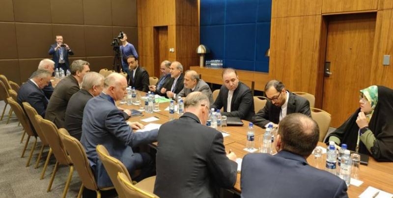 <span>رایزنی نمایندگان ایران و روسیه در قزاقستان درباره اوضاع سوریه</span>
