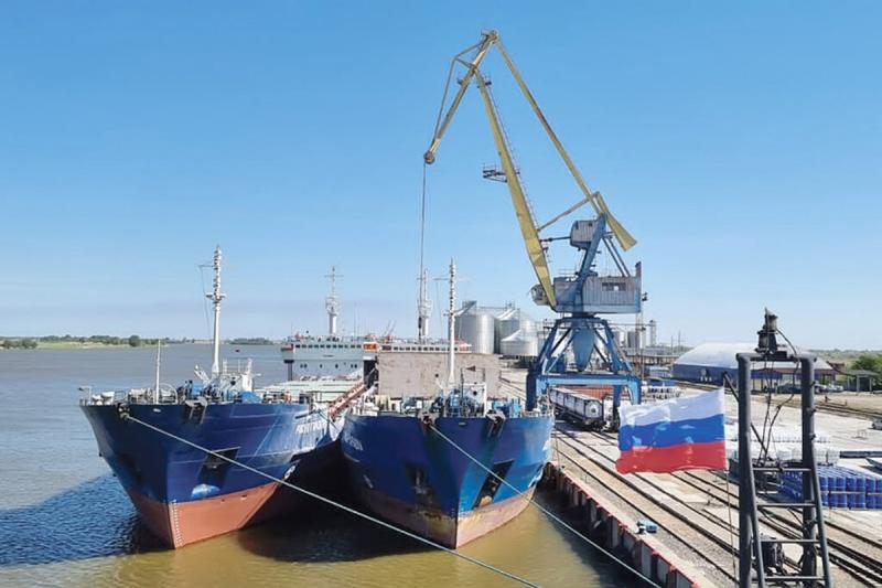 <span>گام جدید کشتیرانی جمهوری اسلامی برای حمایت از صادرات به روسیه / کریدور سرد بندر سالیانکا راه‌اندازی شد</span>
