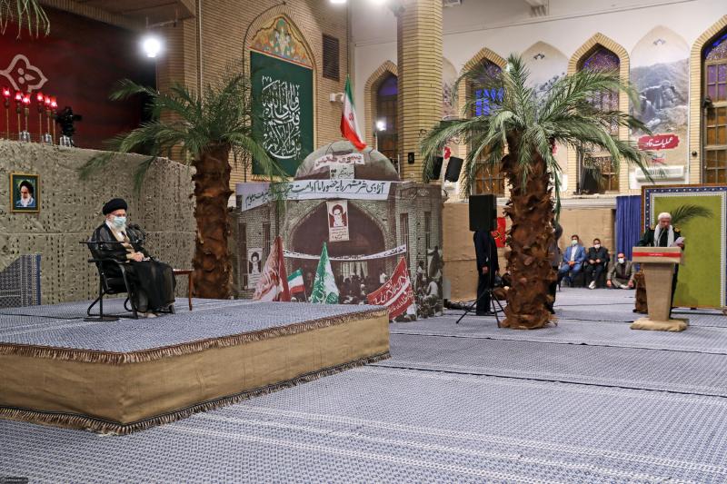 <span>Аятолла сейед Али Хаменеи: мировой империализм от удара Исламской революции увидел в ней угрозу своему господству в мире</span>
